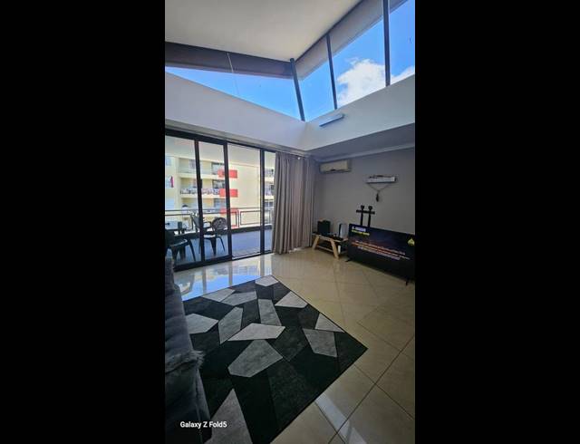 2 BEDROOM APARTMENT FOR SALE IN UMHLANGA RIDGE